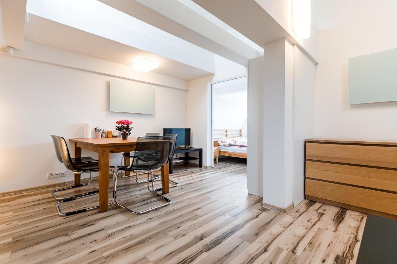 Bozi Apartments By Mountain Ways โบจิดาร์ ภายนอก รูปภาพ